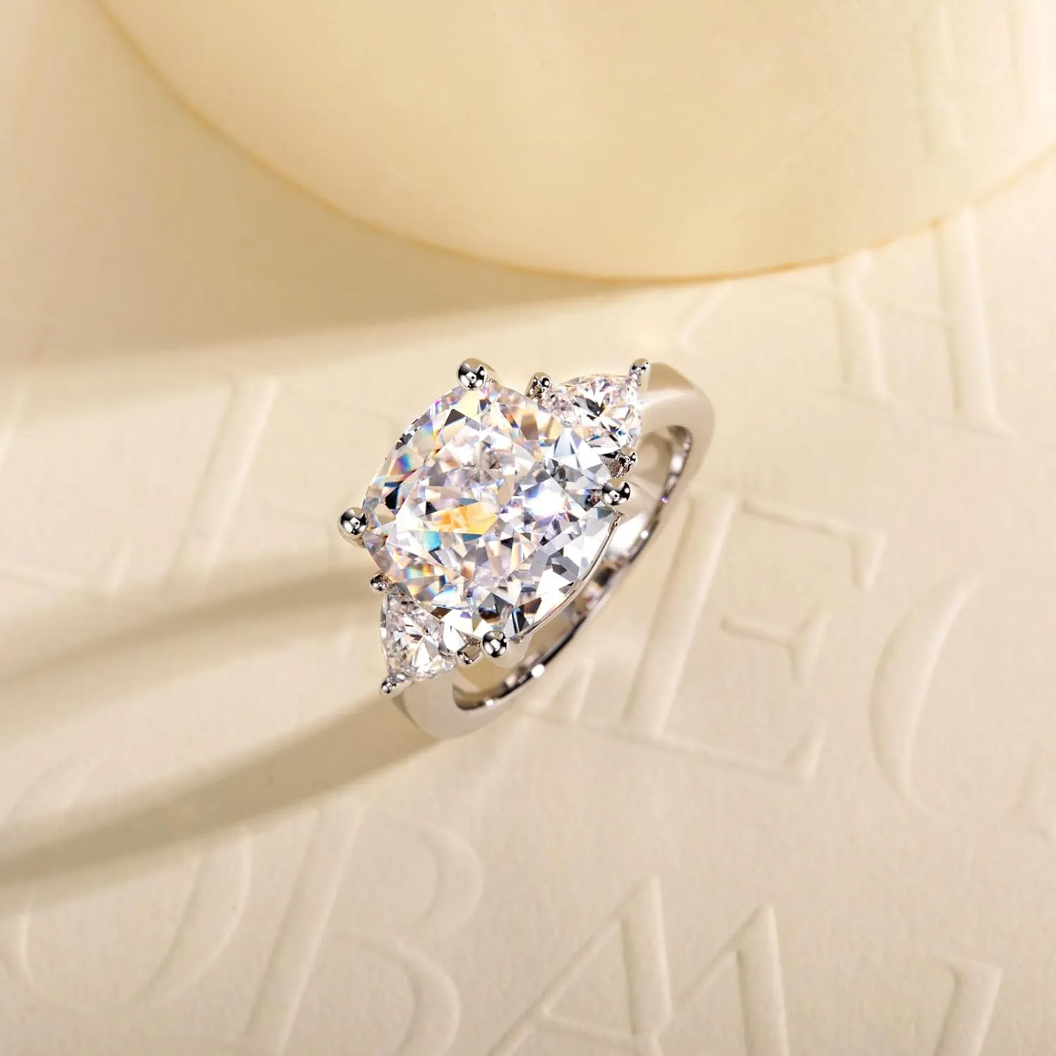 5ct-7ct Cubic Zirconia 3 Stones Engagement Rings 5A Grade Simulated Diamond Round Cut/Cushion Cut/Asscher Cut/Heart Cut/Emerald Cut CZ Anniversary Promise Wedding Rings for Women