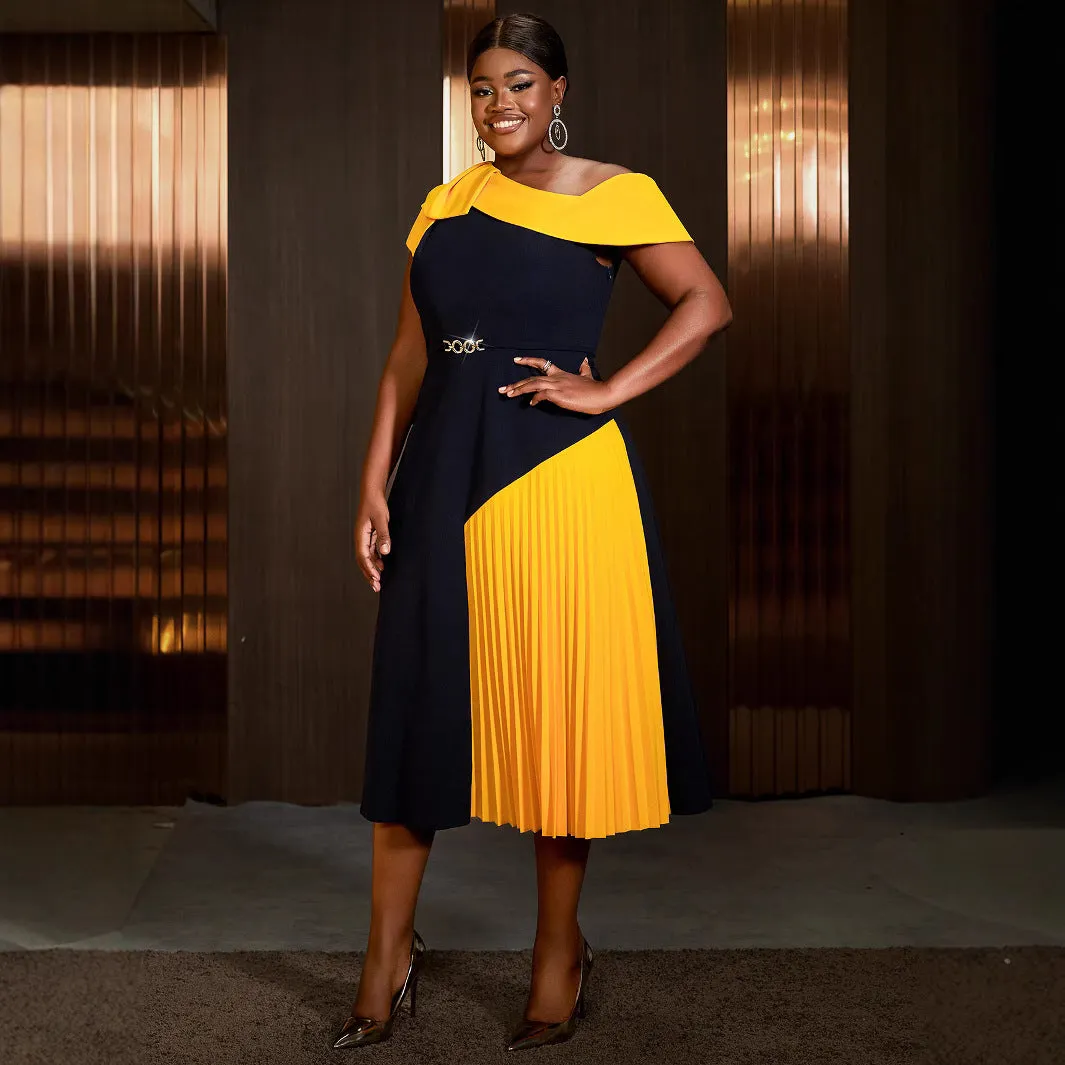 Asymmetrical One-Shoulder Pleated Contrast Midi Dress with Bold Elegance