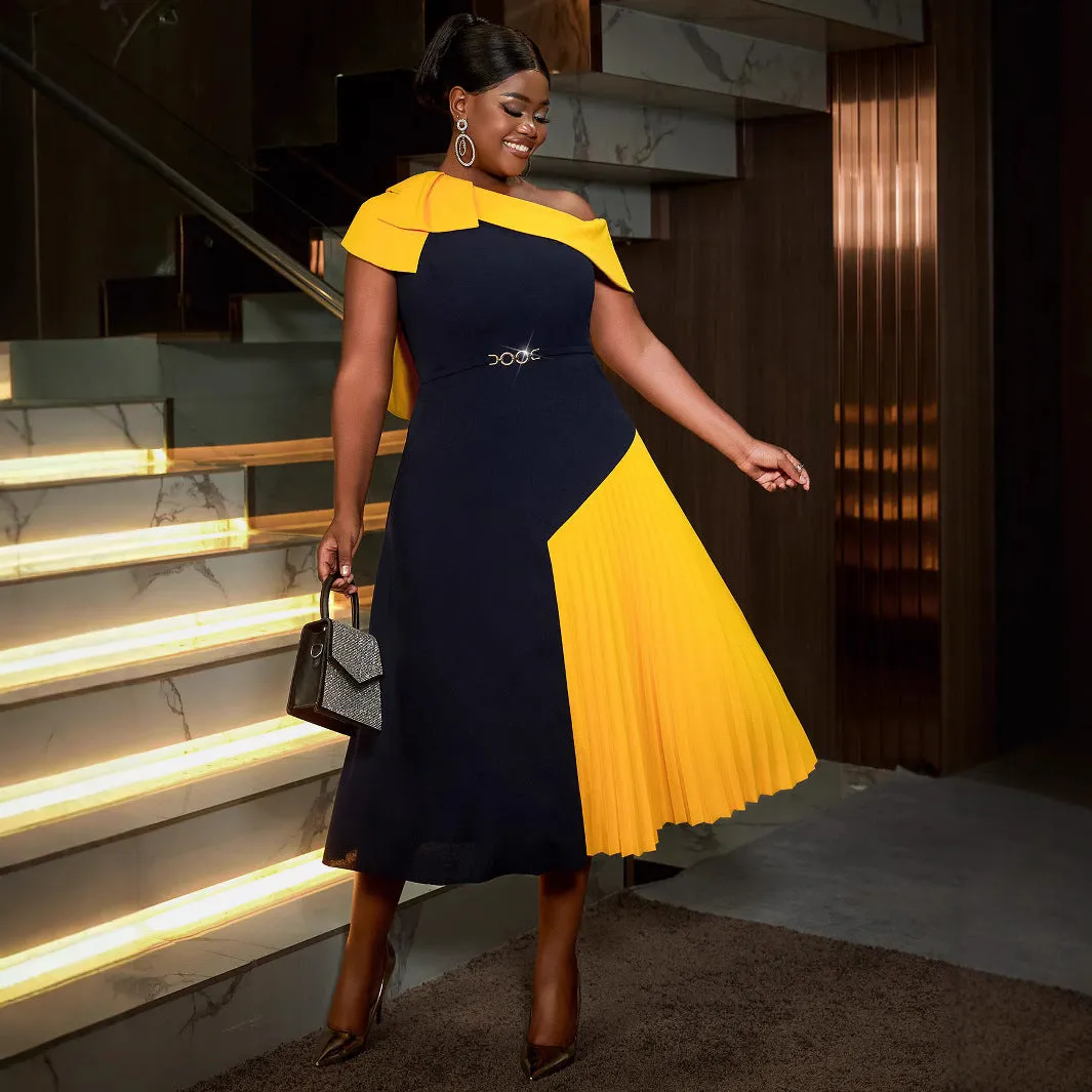Asymmetrical One-Shoulder Pleated Contrast Midi Dress with Bold Elegance