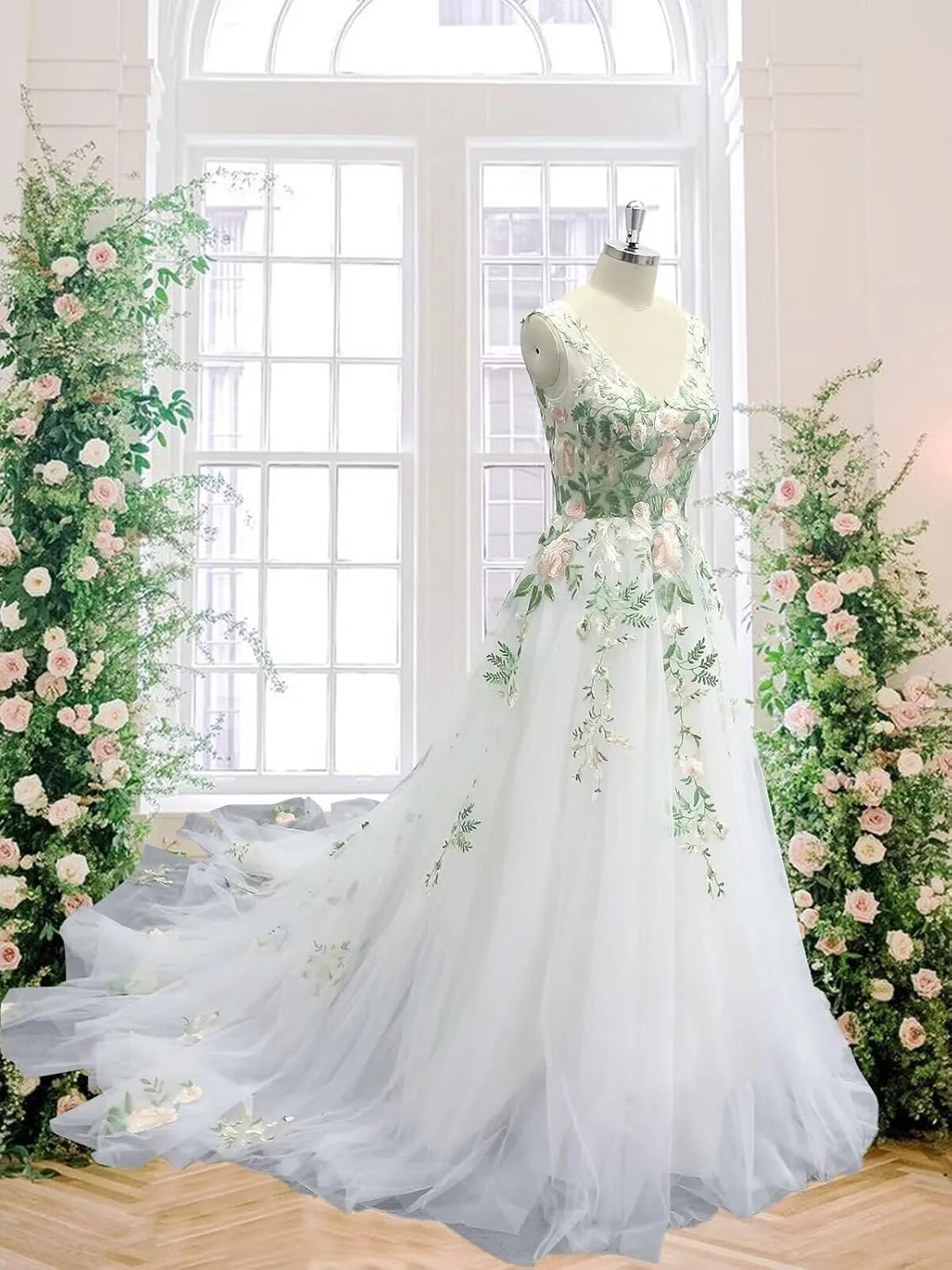 Boho Wedding Dress for Bride Beach Floral Appliques Tulle Forest Fairy Lace Bridal Gown with Train 2025