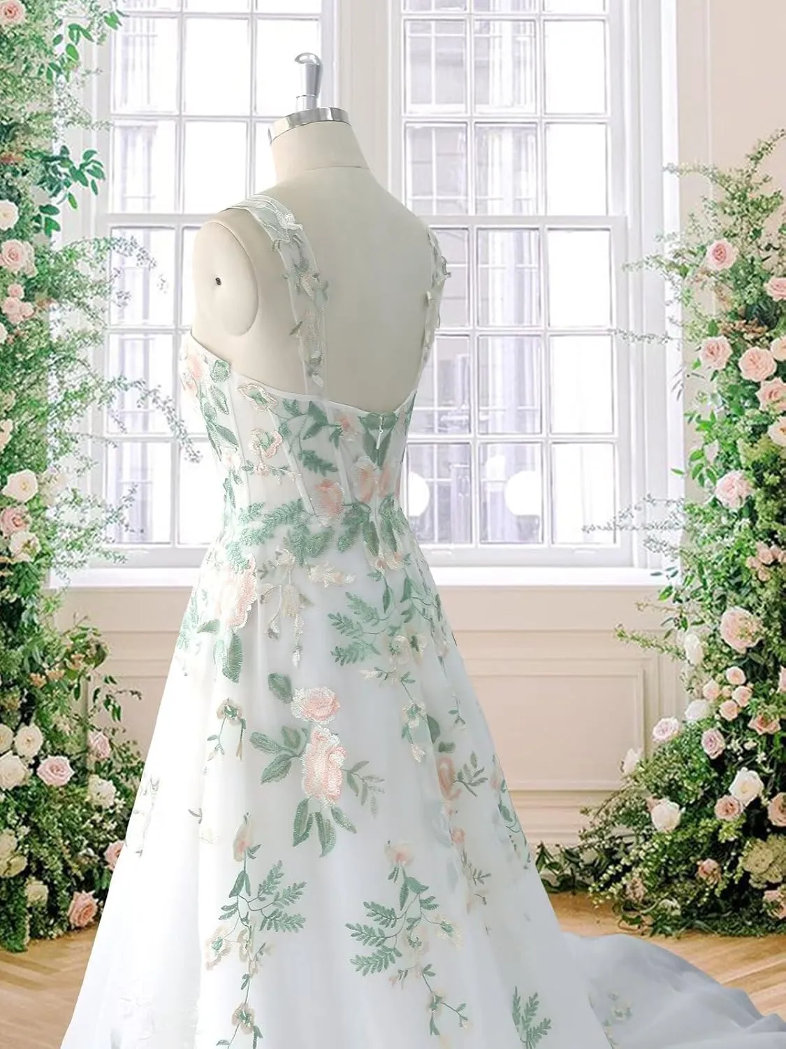 Boho Wedding Dress for Bride Beach Floral Appliques Tulle Forest Fairy Lace Bridal Gown with Train 2025