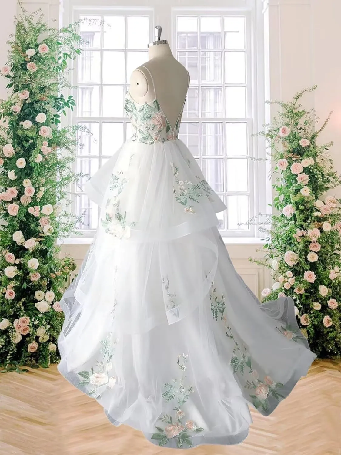 Boho Wedding Dress for Bride Beach Floral Appliques Tulle Forest Fairy Lace Bridal Gown with Train 2025