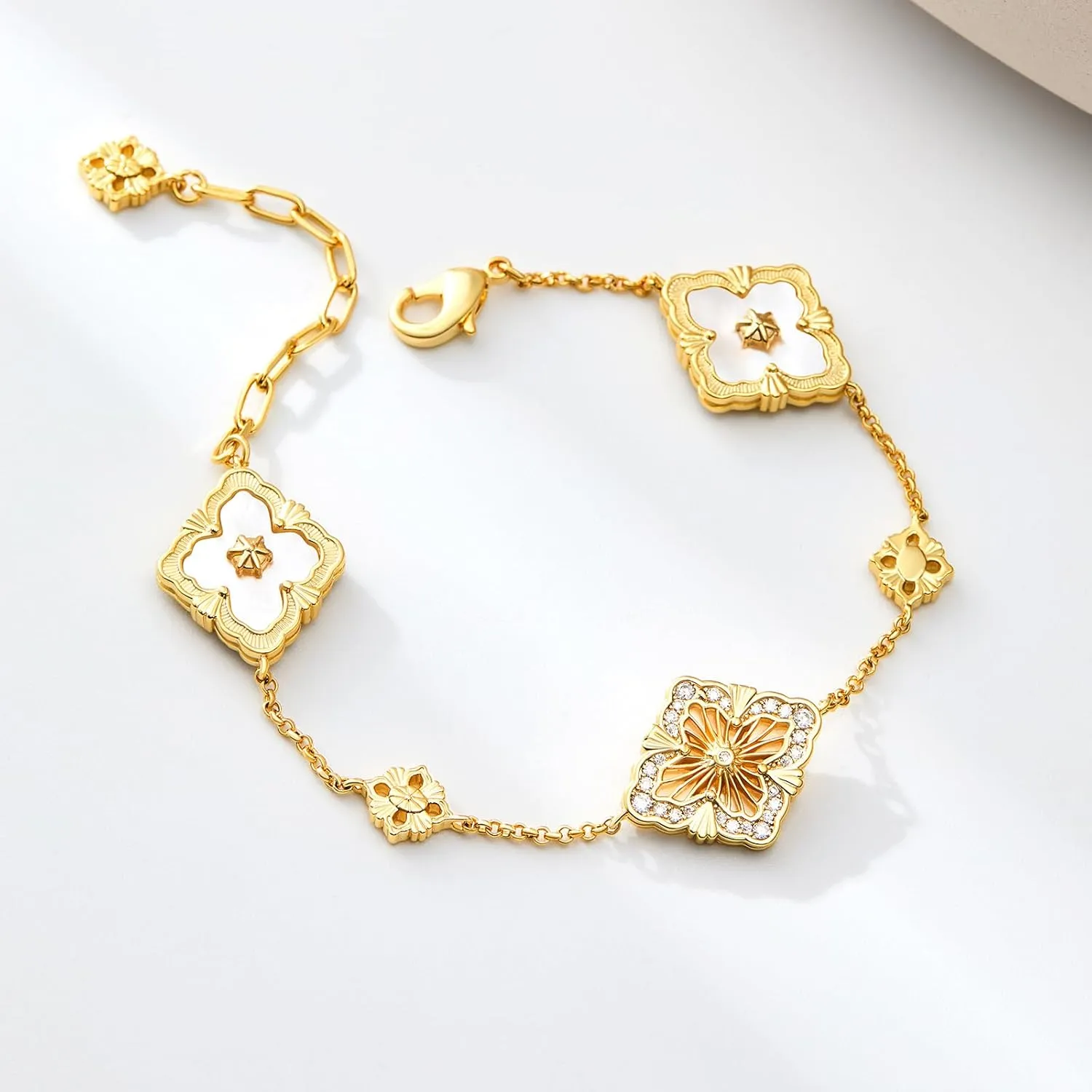 Cicy Bell 18k Gold Plated Clover Bracelet for Women Lucky Four Leaf Shell Bracelets Trendy Birthday Jewelry Gifts