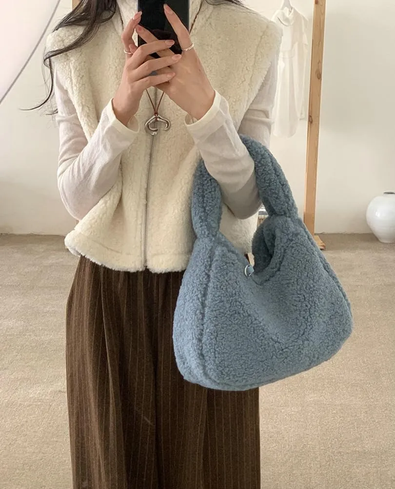 Cute Lambwool Bag for Women Soft Plush Shoulder Purses and Handbag Trendy Winter Faux Fur Clutch Purse Small Tote Bag