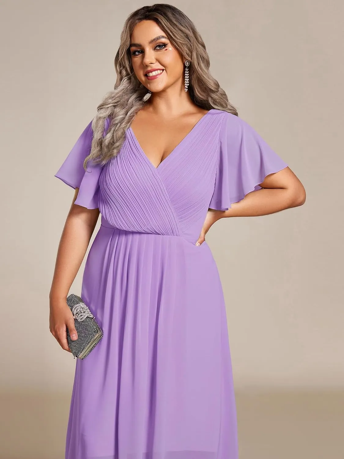 Ever-Pretty A Line V Neck Chiffon Short Sleeves High Low Knee Length Plus Size Wedding Guest Dresses for Curvy Women 01923-DA