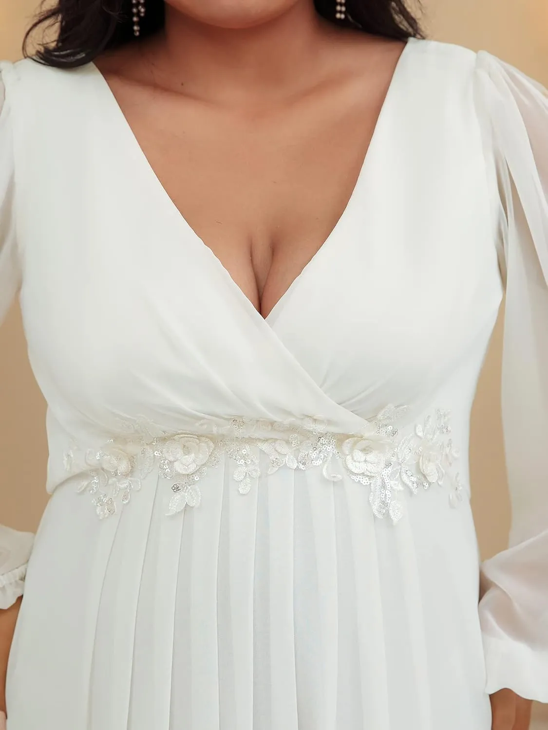 Ever-Pretty Plus Women's Floor Length V Neck Lantern Sleeves Floral Applique Plus Size Formal Dresses for Curvy Women