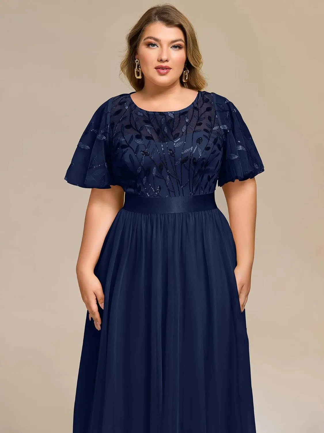 Ever-Pretty Plus Women's Round Neck Embroidery Short Sleeves Sequin Tulle Midi Plus Size Cocktail Wedding Guest Dresses