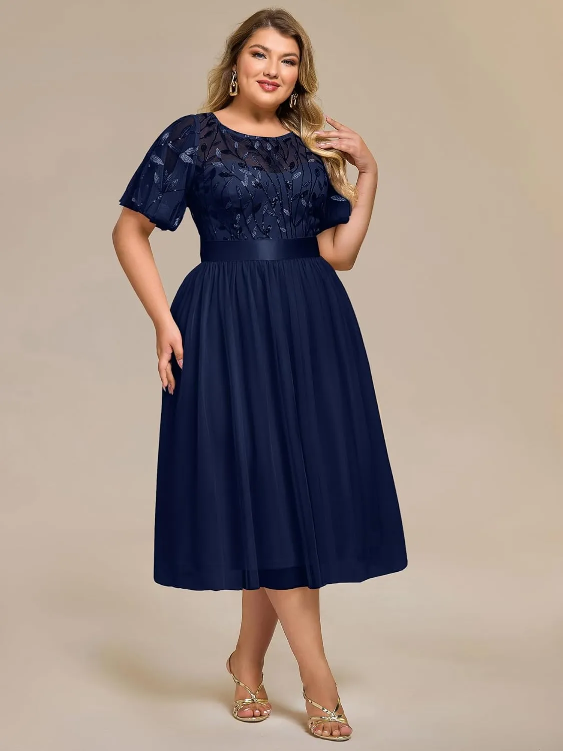 Ever-Pretty Plus Women's Round Neck Embroidery Short Sleeves Sequin Tulle Midi Plus Size Cocktail Wedding Guest Dresses