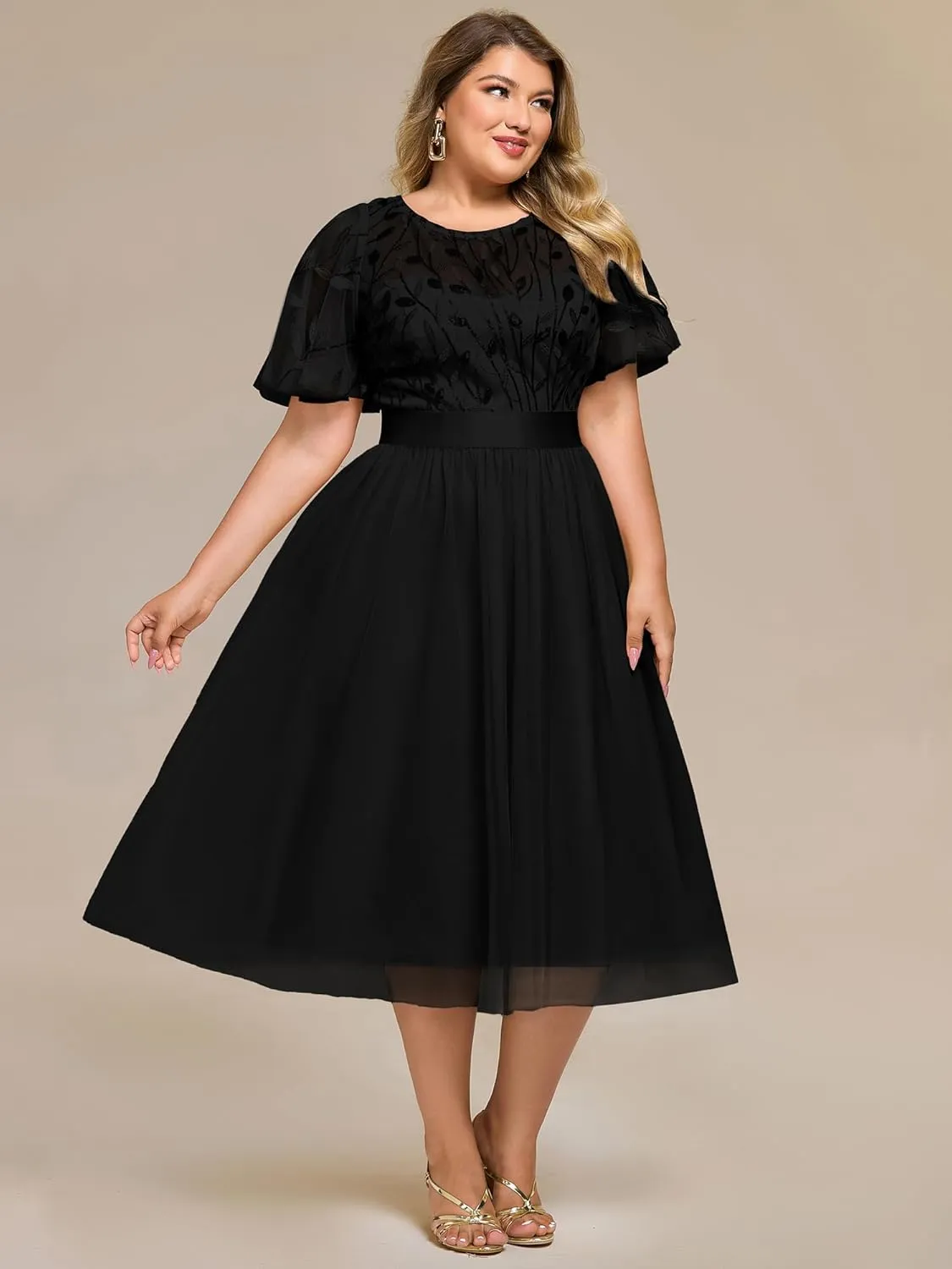Ever-Pretty Plus Women's Round Neck Embroidery Short Sleeves Sequin Tulle Midi Plus Size Cocktail Wedding Guest Dresses