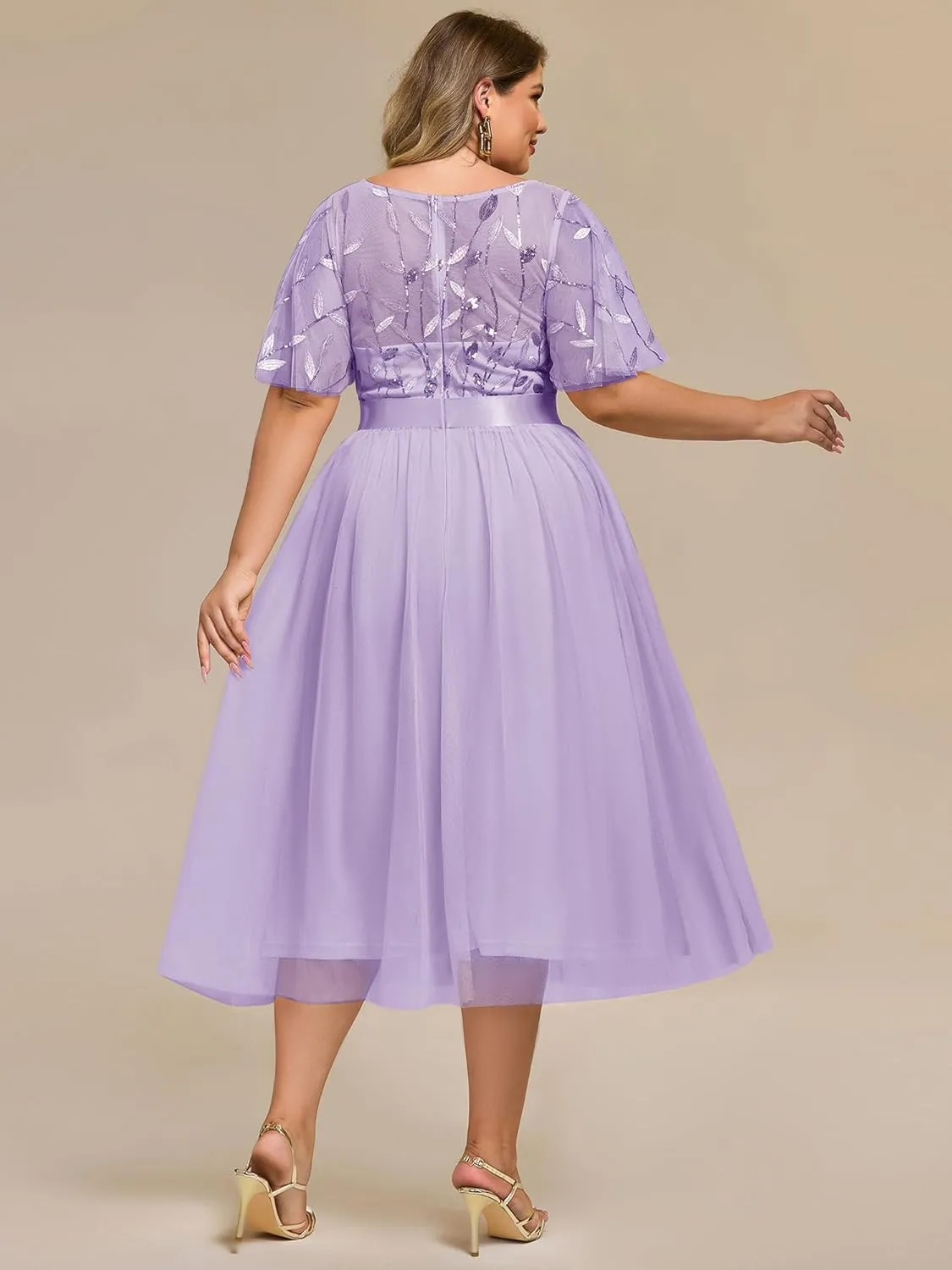 Ever-Pretty Plus Women's Round Neck Embroidery Short Sleeves Sequin Tulle Midi Plus Size Cocktail Wedding Guest Dresses