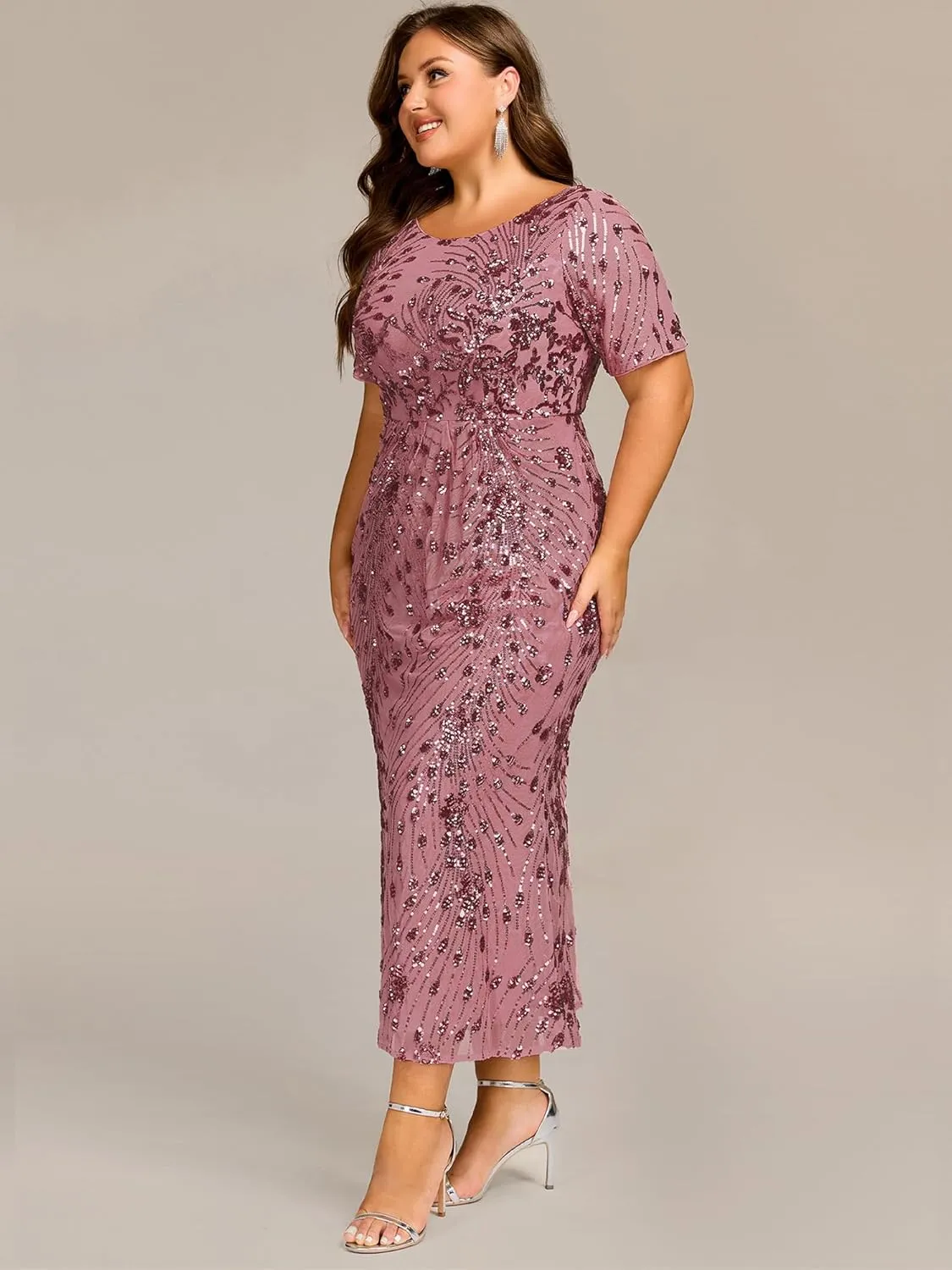 Ever-Pretty Plus Women's Round Neck Short Sleeves Bodycon Stretchy Gorgeous Sequin Maxi Evening Gown Plus Size Formal Dresses