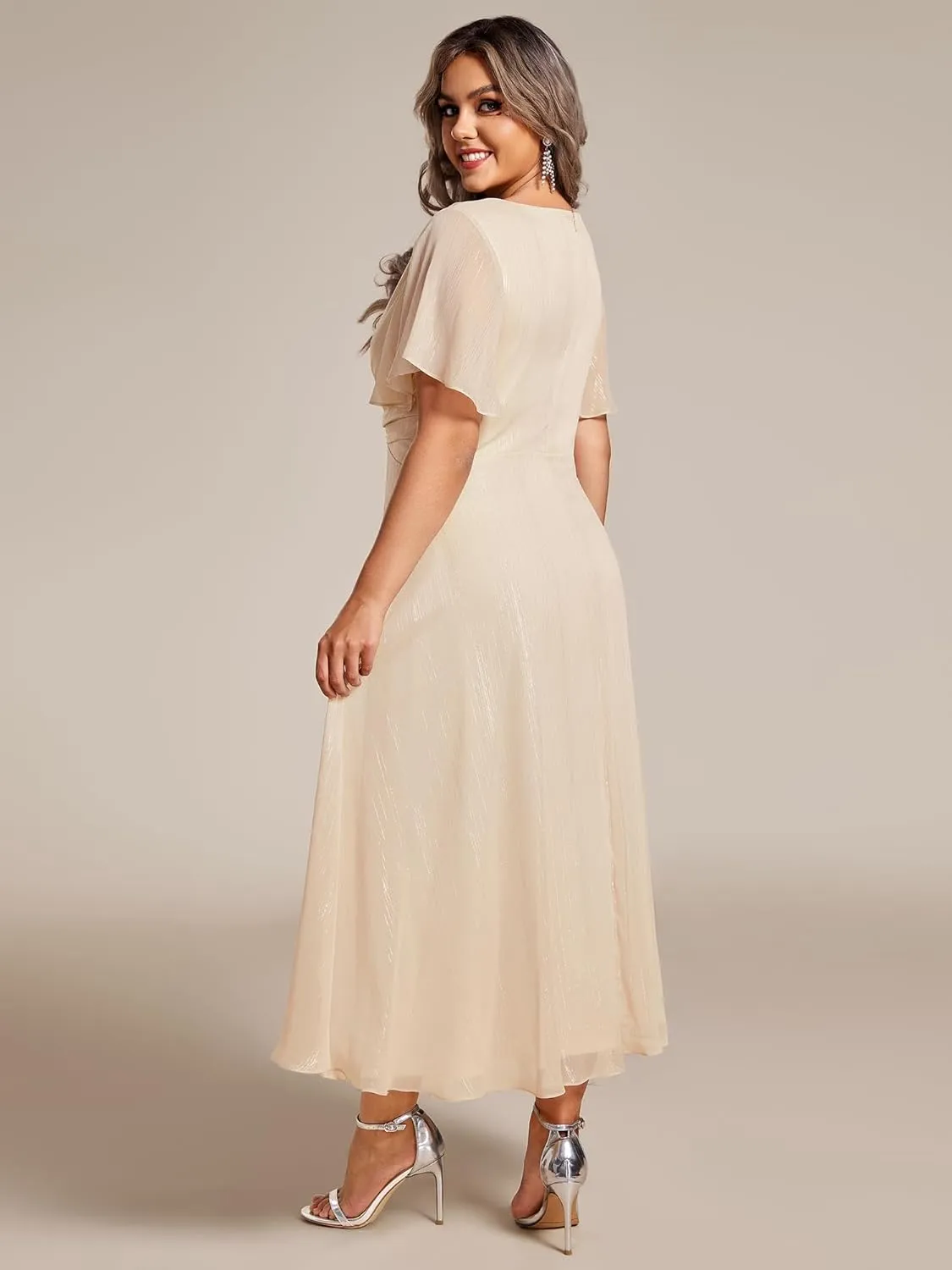 Ever-Pretty Plus Women's V Neck Pleated Plus Size Short Sleeves A Line Midi Semi Formal Dresses 02131-DA