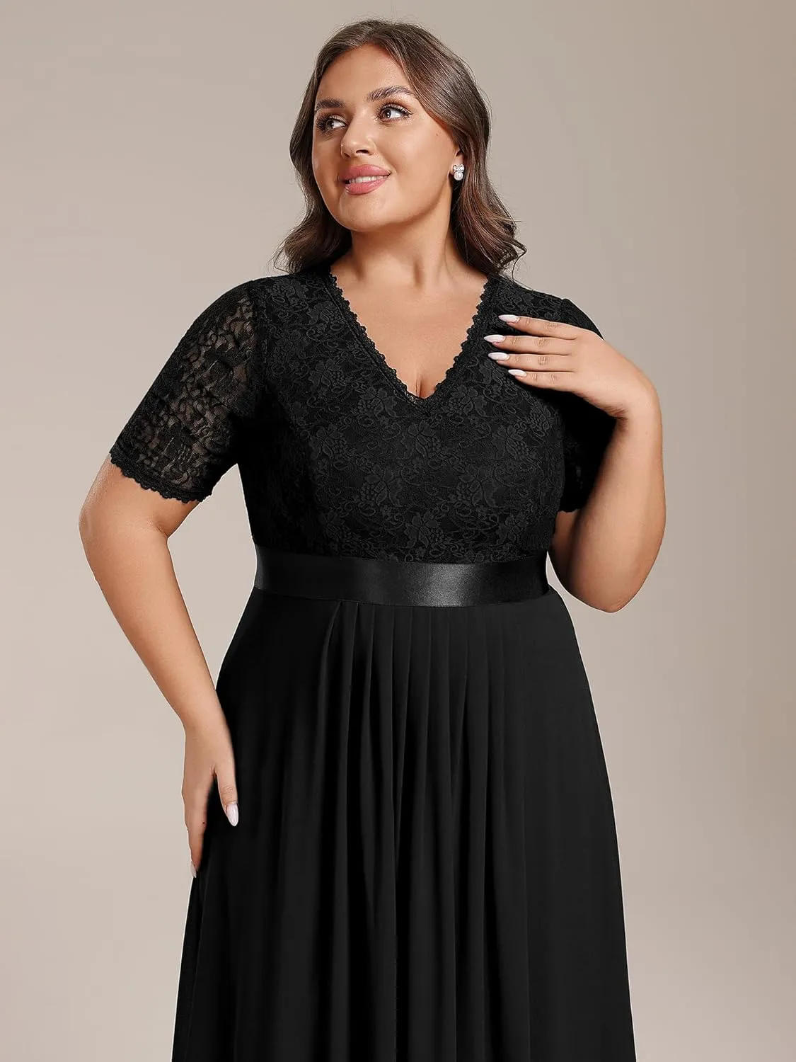 Ever-Pretty Women's V Neck Pleated A Line Lace Chiffon Half Sleeves Midi Plus Size Cocktail Wedding Guest Dresses