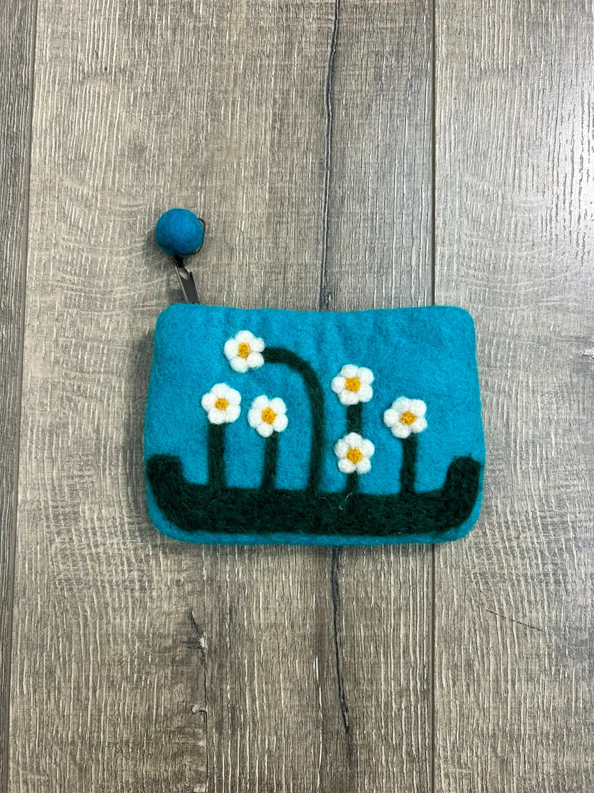 Felt Daisy Purse