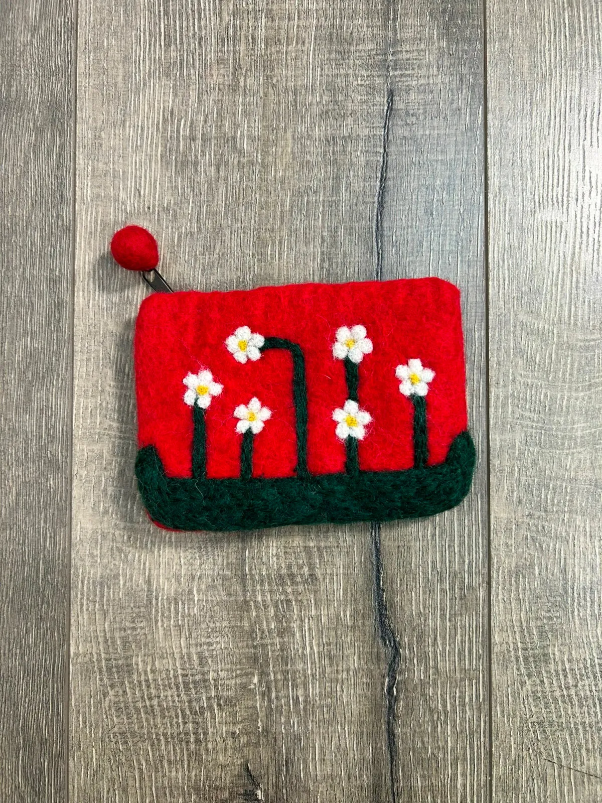 Felt Daisy Purse