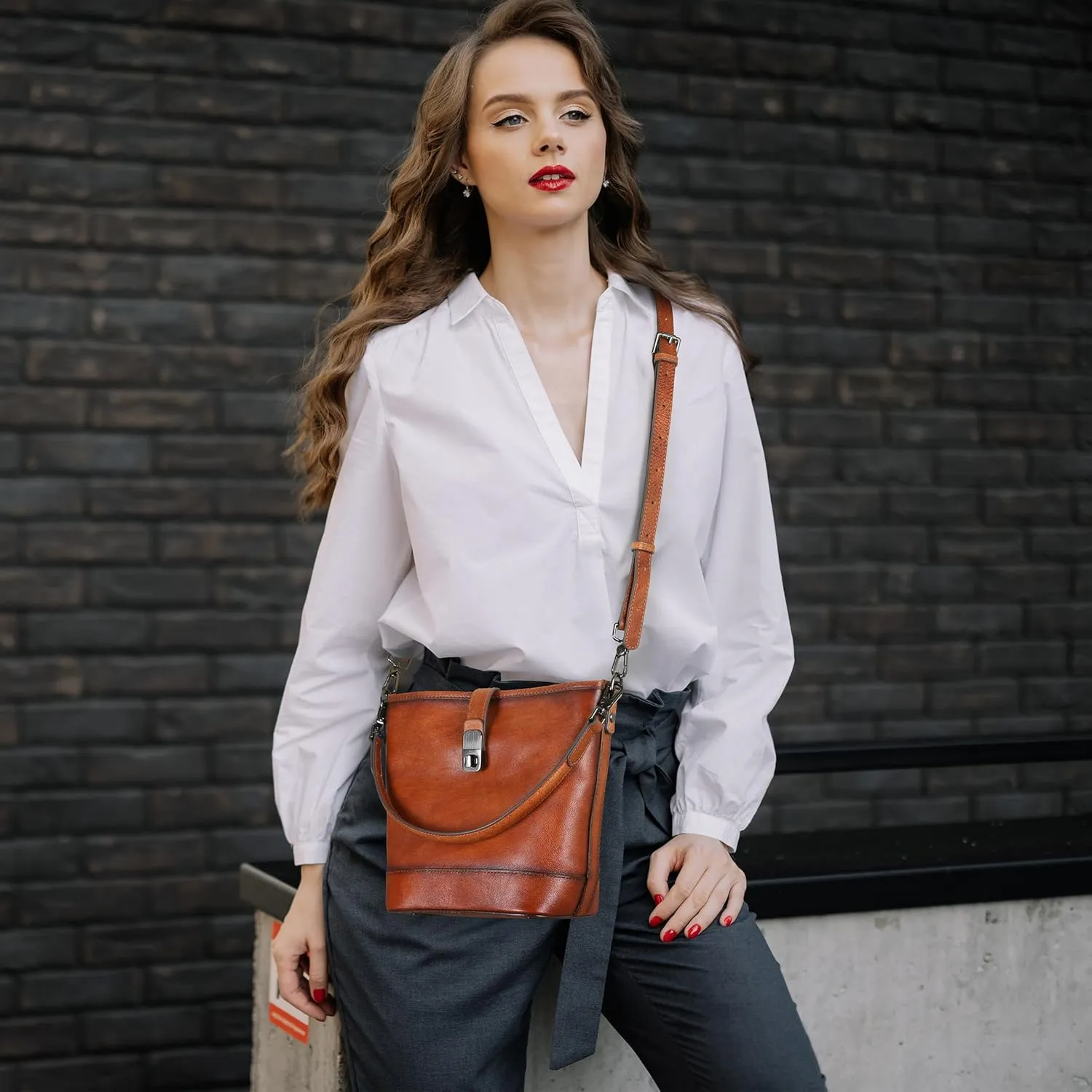 HESHE Leather Crossbody Bags for Women Designer Shoulder Purse Hobo Handbags Bucket Purse Everyday