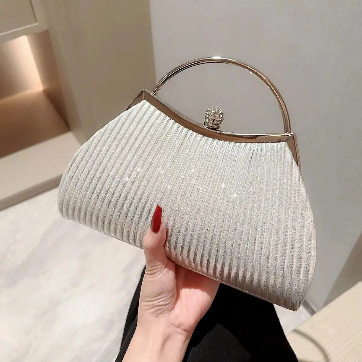 ISKYBOB Wrinkled Evening Clutch Bag Women's Shiny Banquet Bag Dressed Banquet Bag Glitter Purse Ladies Wedding Party Handbag