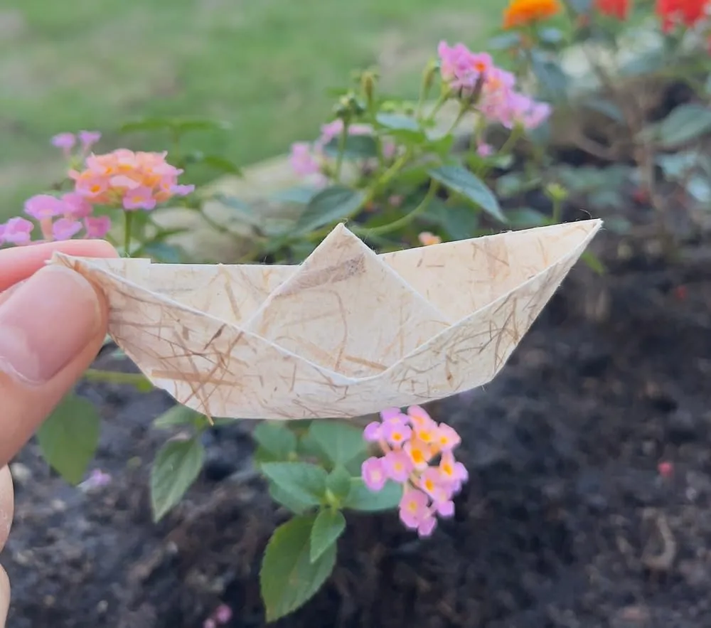 Natural Fiber Leaves Banana Bark Mulberry Paper Sheets 8 x 8 Inches 50 Sheets Square Origami Paper Arts Folding Craft, Square Folding Paper for DIY Crafts (Mixed Leaves,Banana Bark, etc., 8"x8")