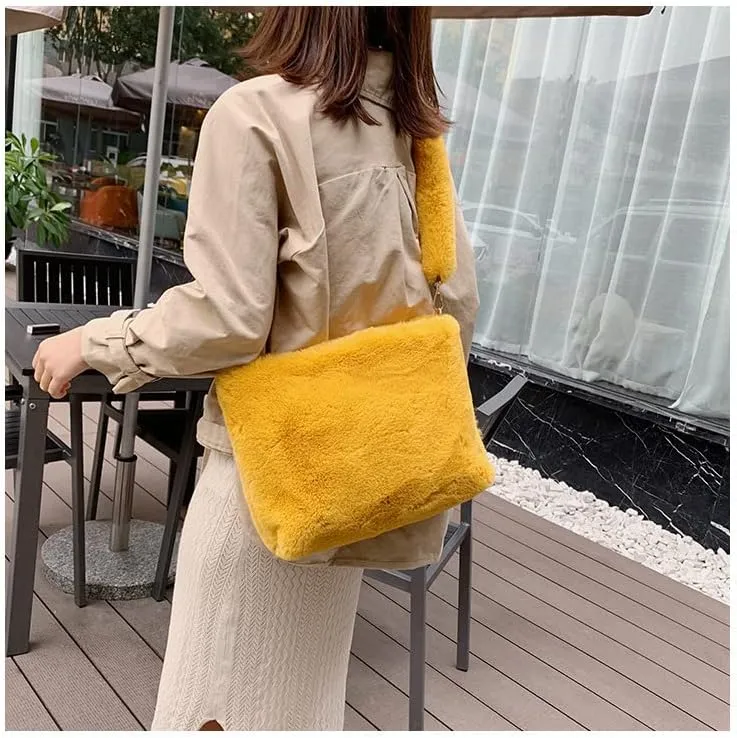 Plush Underarm Bag Ladies Faux Fur Fluffy Crossbody Shoulder Bag Women Soft Furry Tote Handbag for Autumn and Winter