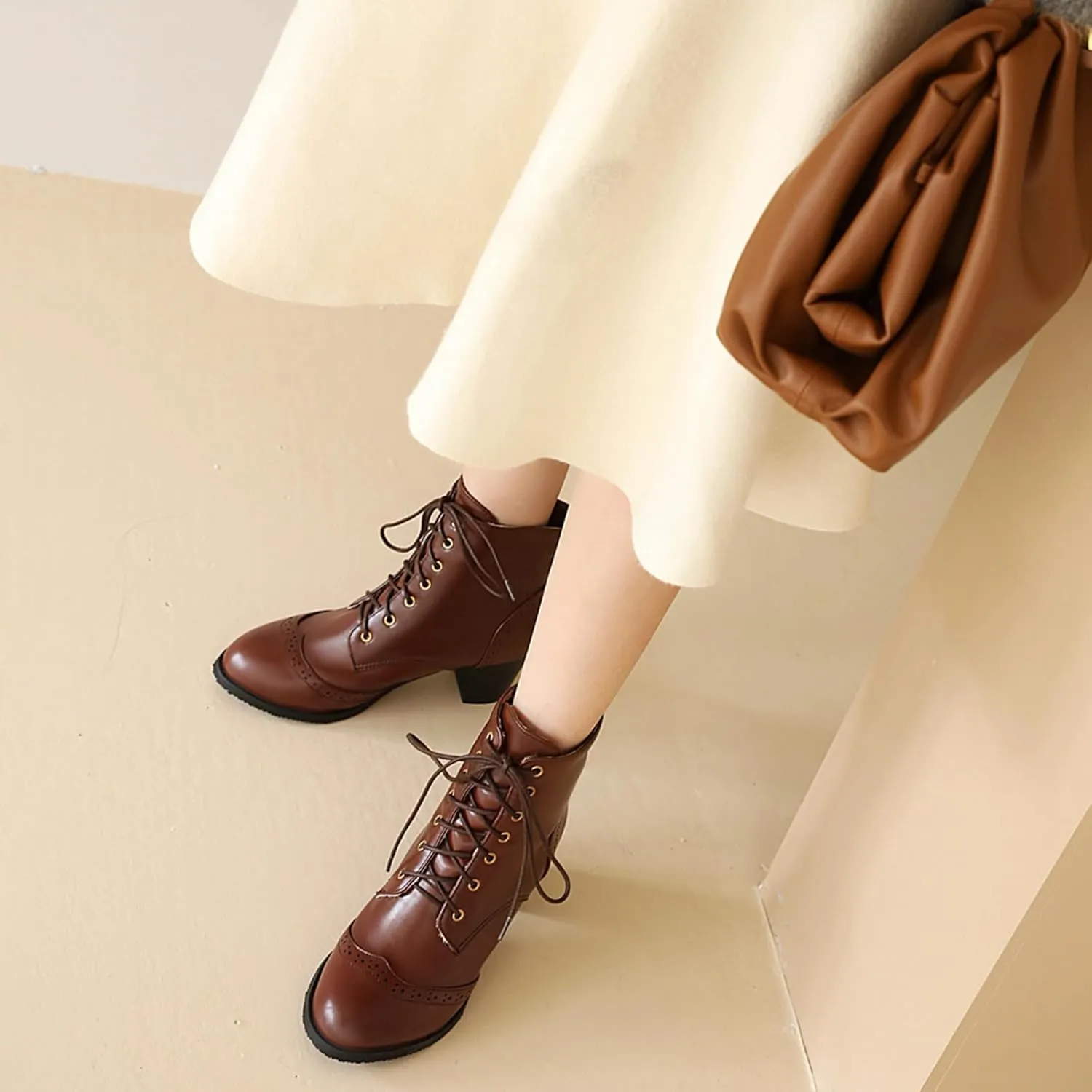 UniqueStride Women's Brogue Ankle Boots Lace Up Ankle Bootie with Chunky Block Heel Round Toe Shoes