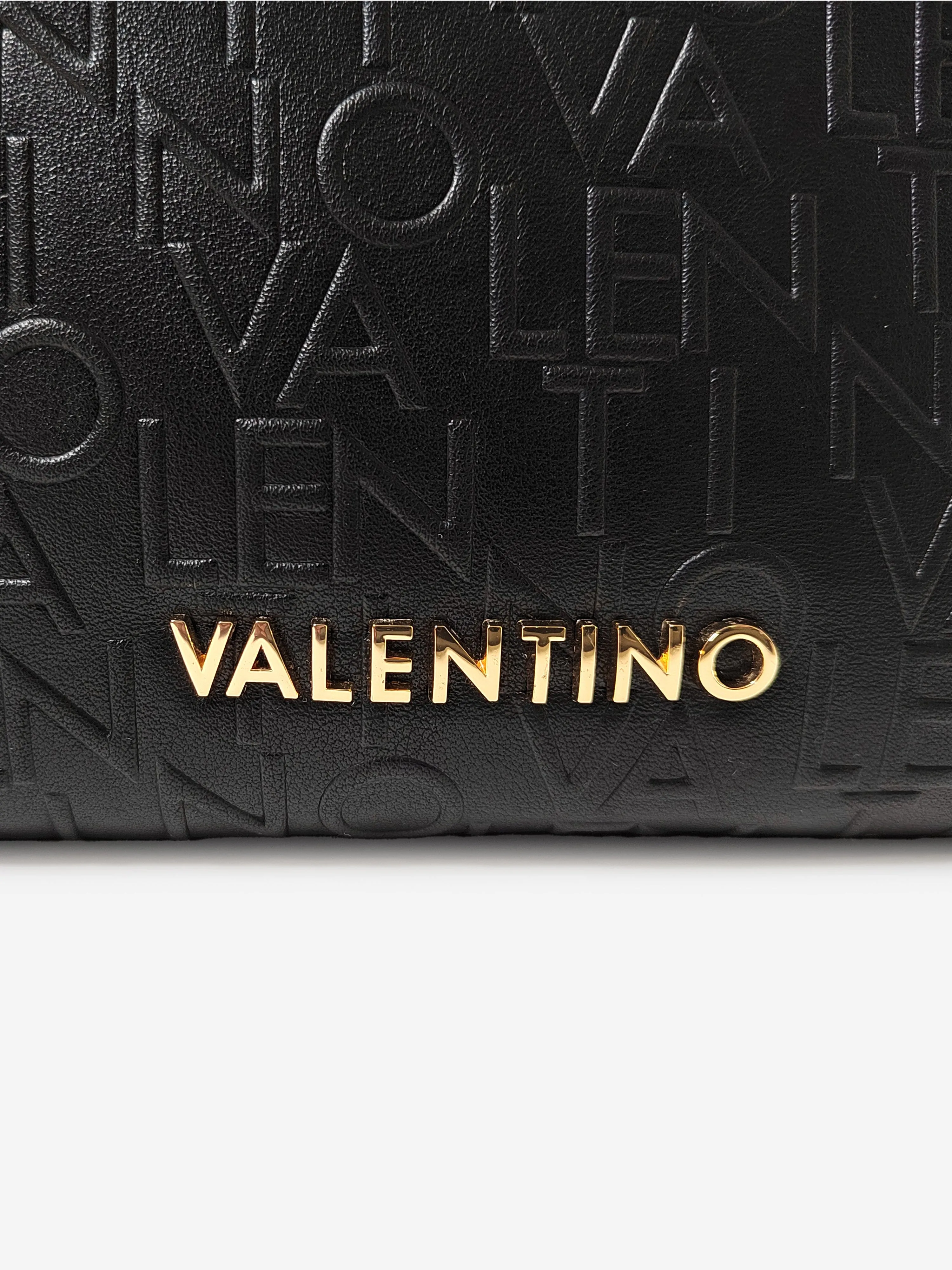 Valentino Relax Pochette in Black (26cm)
