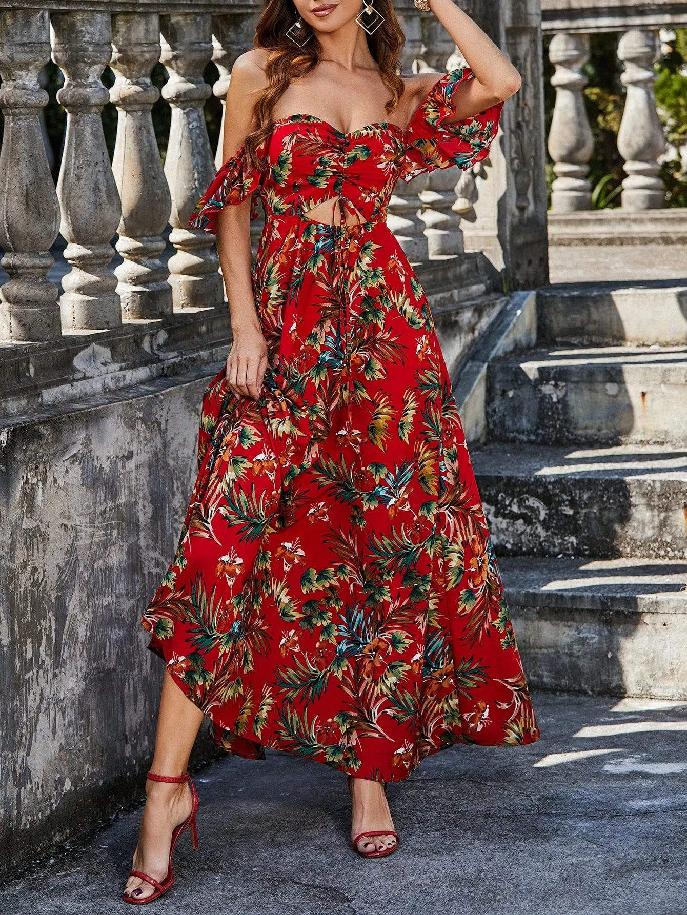 Vestido veraniego elegante con estampado floral