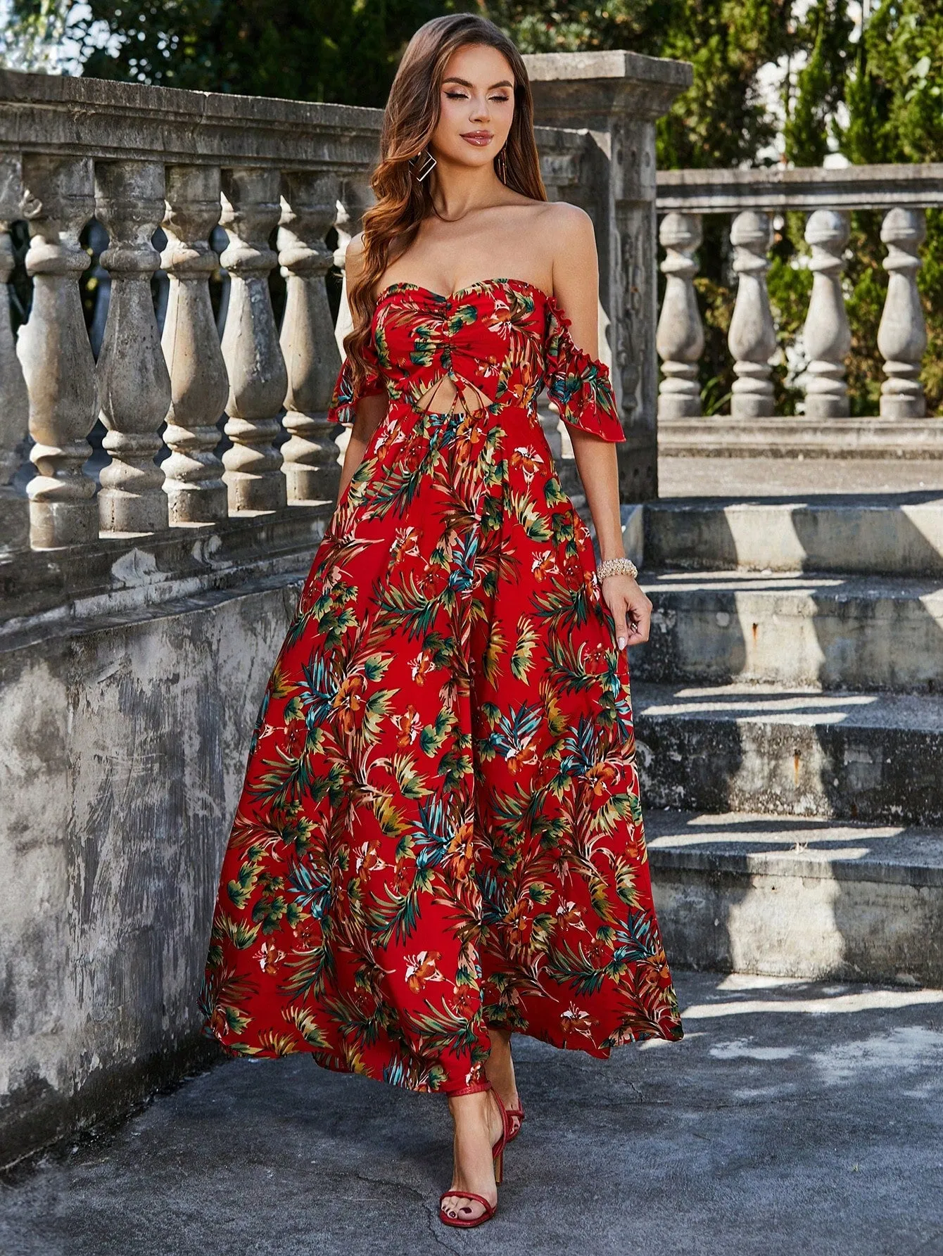 Vestido veraniego elegante con estampado floral