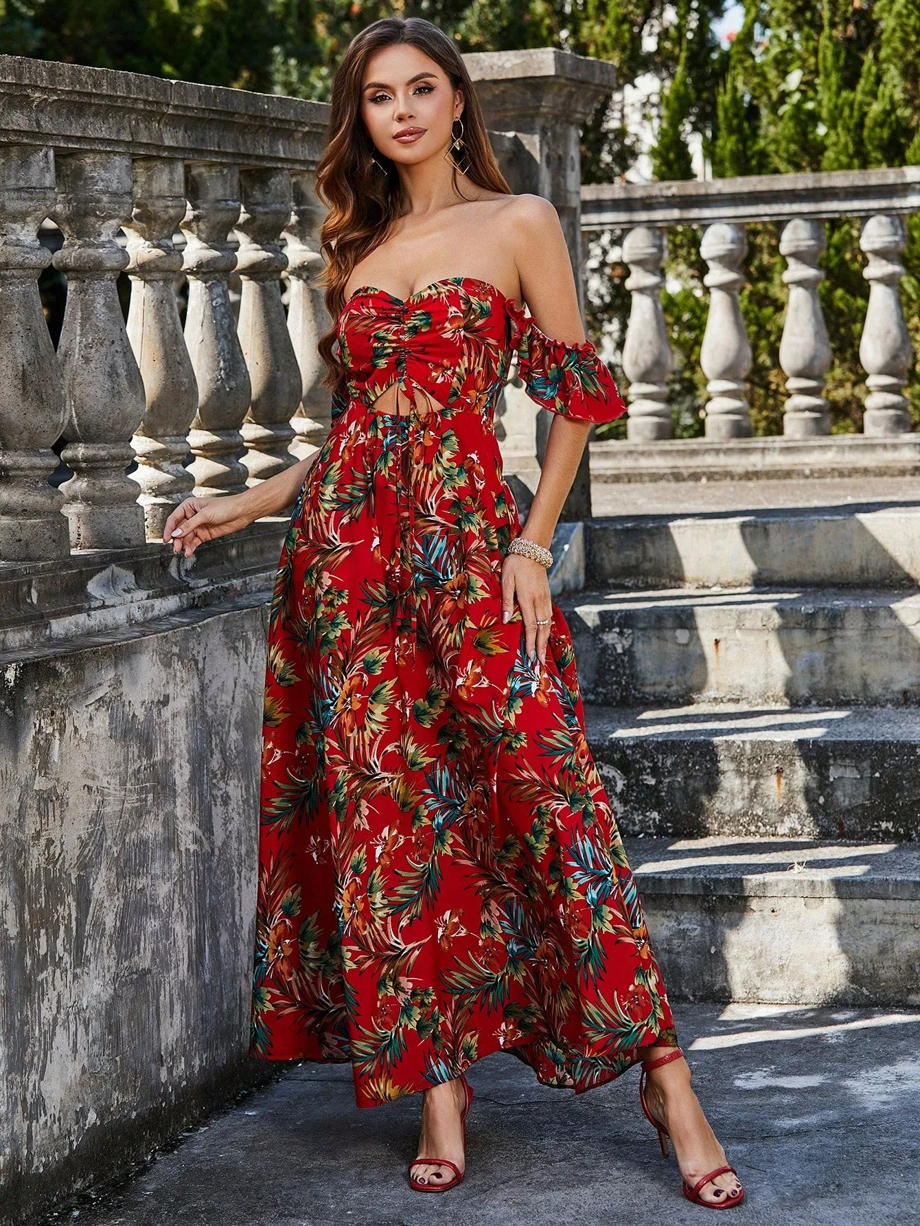 Vestido veraniego elegante con estampado floral