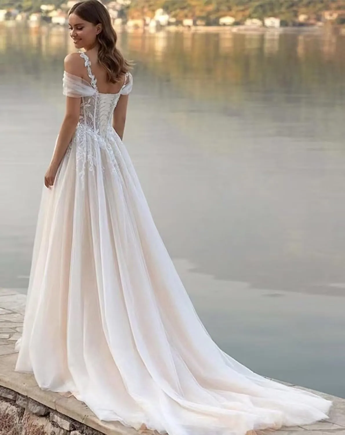 White Wedding Dresses for Bride Boho Lace Mermaid Sexy Beach Bridal Gowns for Bride with Long Train 2025
