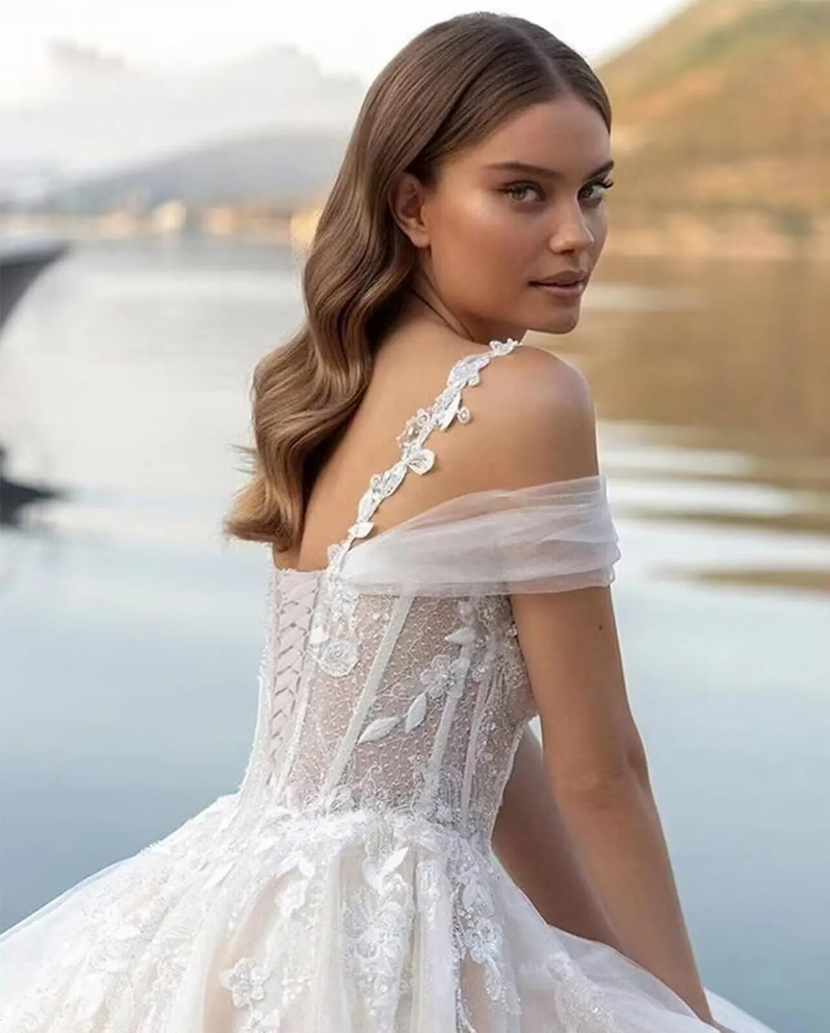 White Wedding Dresses for Bride Boho Lace Mermaid Sexy Beach Bridal Gowns for Bride with Long Train 2025
