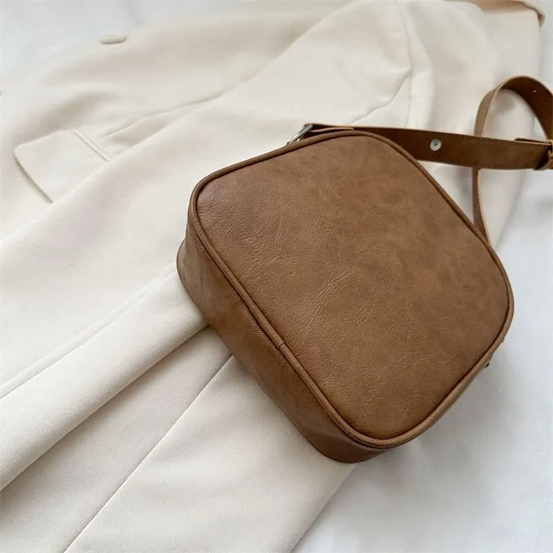 Women's Fashion Dark Academic Grunge Mini Crossbody Purses Punk Gothic 90s Y2K Shoulder Vegan PU Leather Packs (light brown)