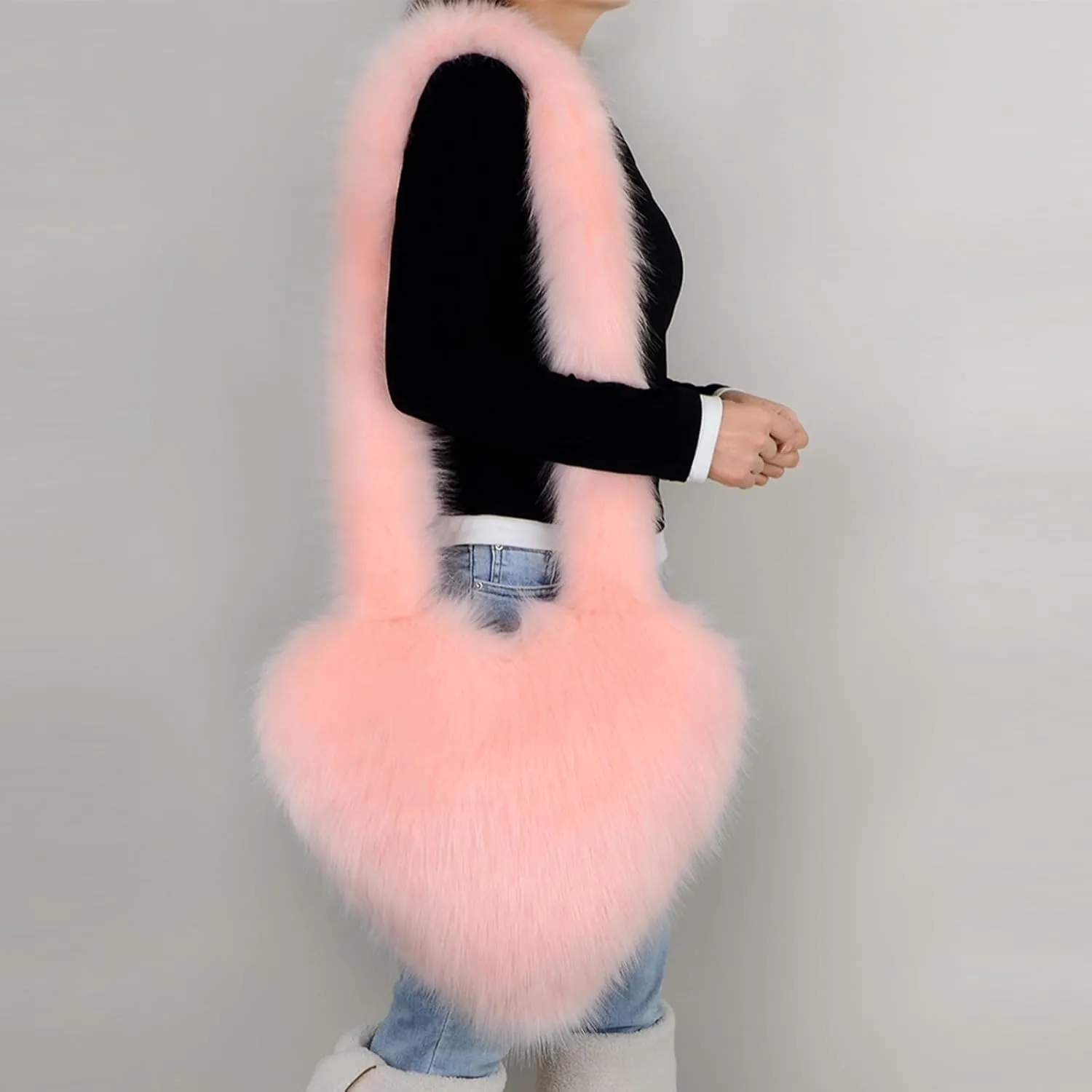 Women's Faux Fur Shoulder Bag Cute Heart Purse Soft Plush Shoulder Bag Furry Women's Crossbody