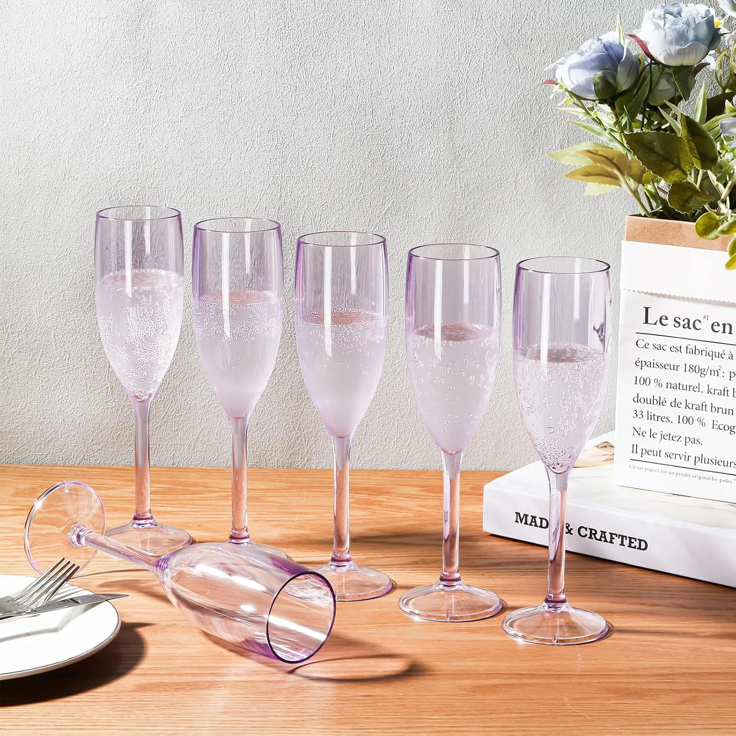 XUWAIDSGN 24 Pcs Champagne Flutes Plastic Wine Glasses Bulk Vintage Champagne Flutes Mimosa Bar Glasses Stemmed Drinking Cups 5.4OZ for Christmas Birthday Wedding Bride (24, Clear purple)